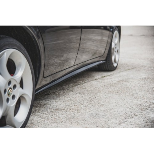 Επεκτάσεις πλαϊνών μαρσπιέ Maxton Design για Alfa Romeo 156 Facelift Επεκτάσεις πλαϊνών μαρσπιέ Maxton Design για Alfa Romeo 156 Facelift